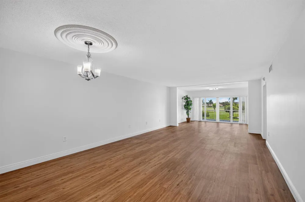 145 Atlantis Boulevard #202 Atlantis, FL 33462