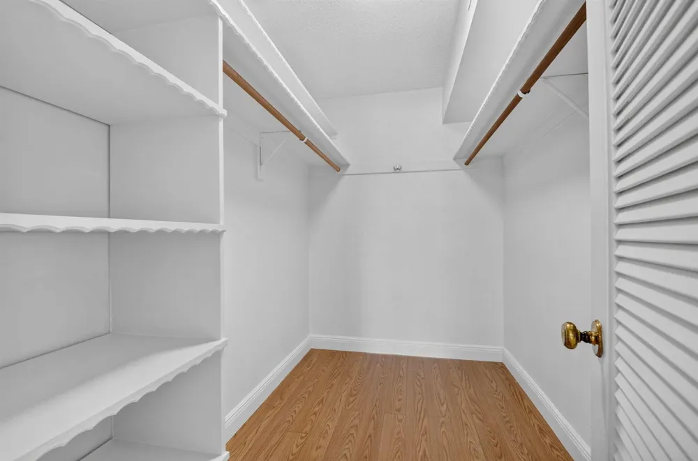145 Atlantis Boulevard #202 Atlantis, FL 33462