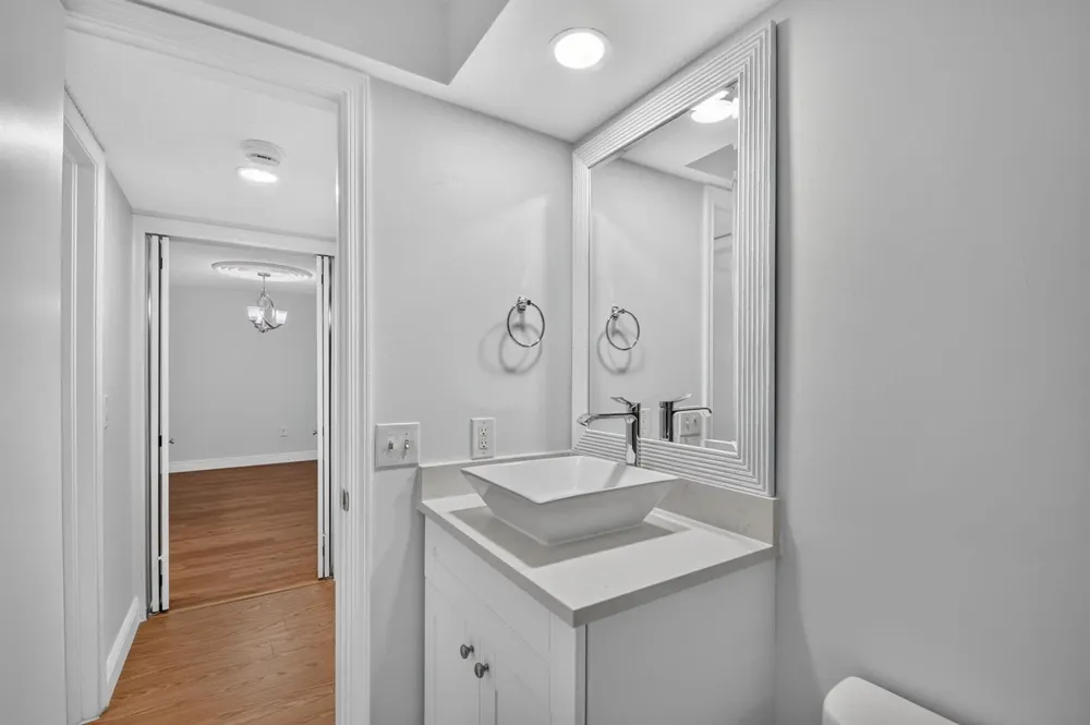 145 Atlantis Boulevard #202 Atlantis, FL 33462
