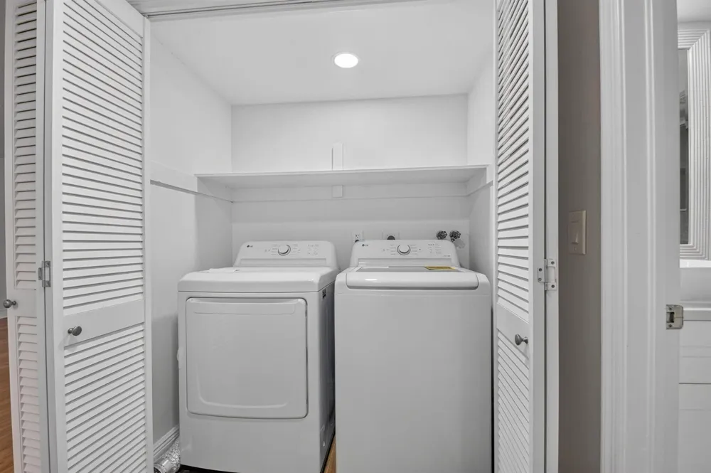 145 Atlantis Boulevard #202 Atlantis, FL 33462