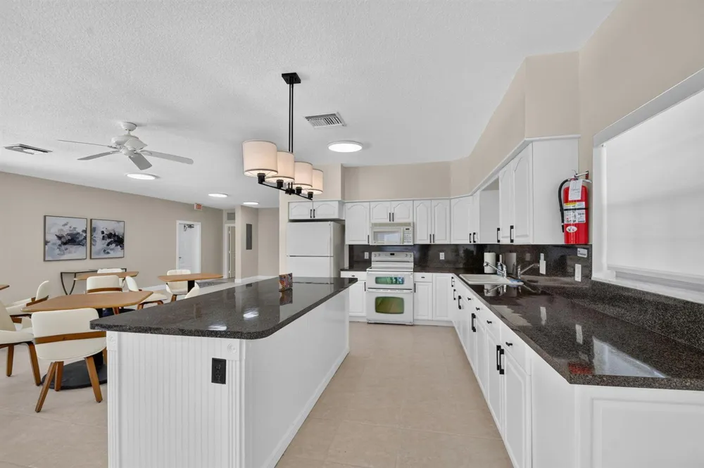 145 Atlantis Boulevard #202 Atlantis, FL 33462