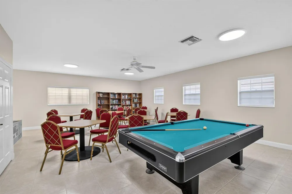145 Atlantis Boulevard #202 Atlantis, FL 33462