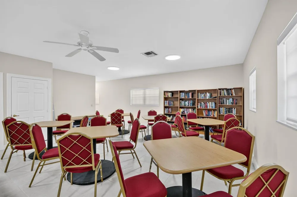 145 Atlantis Boulevard #202 Atlantis, FL 33462
