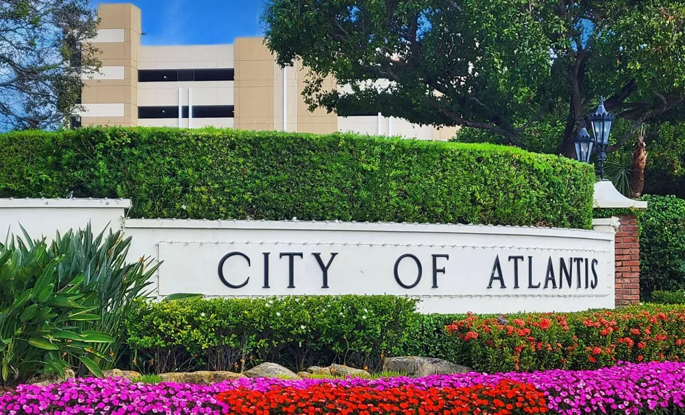 145 Atlantis Boulevard #202 Atlantis, FL 33462