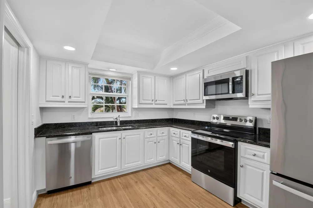 145 Atlantis Boulevard #202 Atlantis, FL 33462