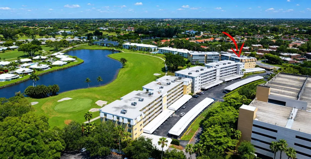145 Atlantis Boulevard #202 Atlantis, FL 33462