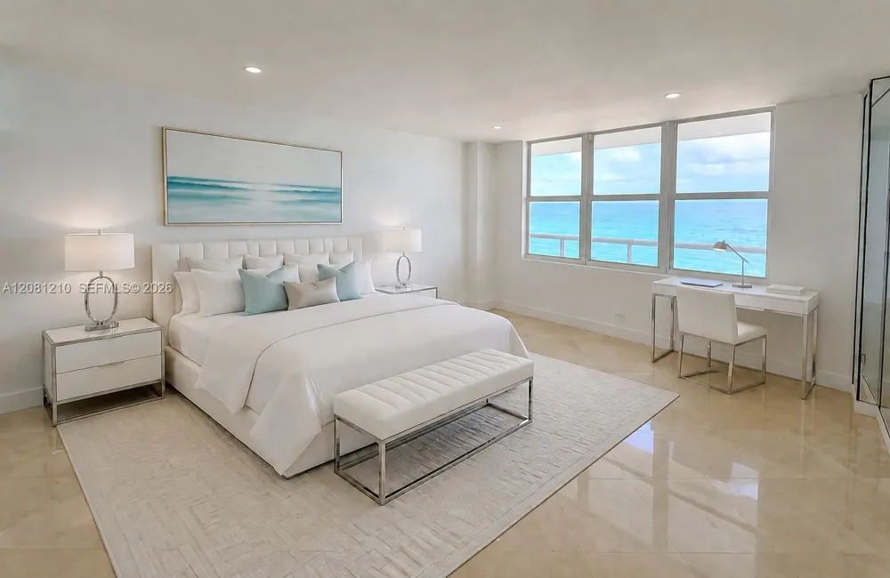 5601 COLLINS AV #PH-2 Miami Beach, FL 33140