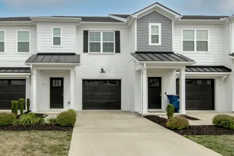 4327 Doral Dr