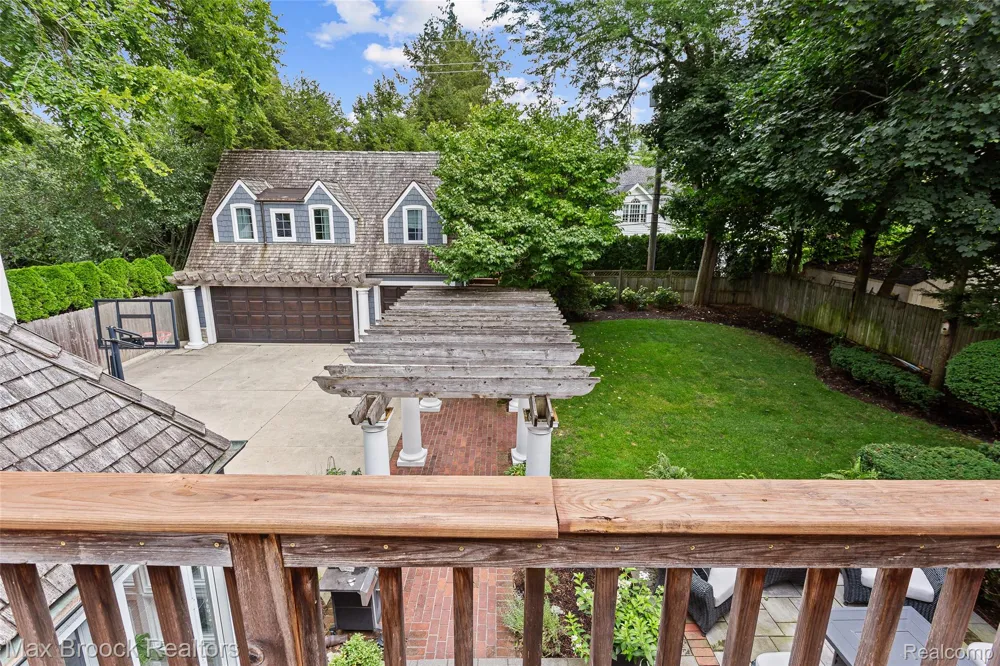 416 Puritan Avenue Birmingham City, MI 48009