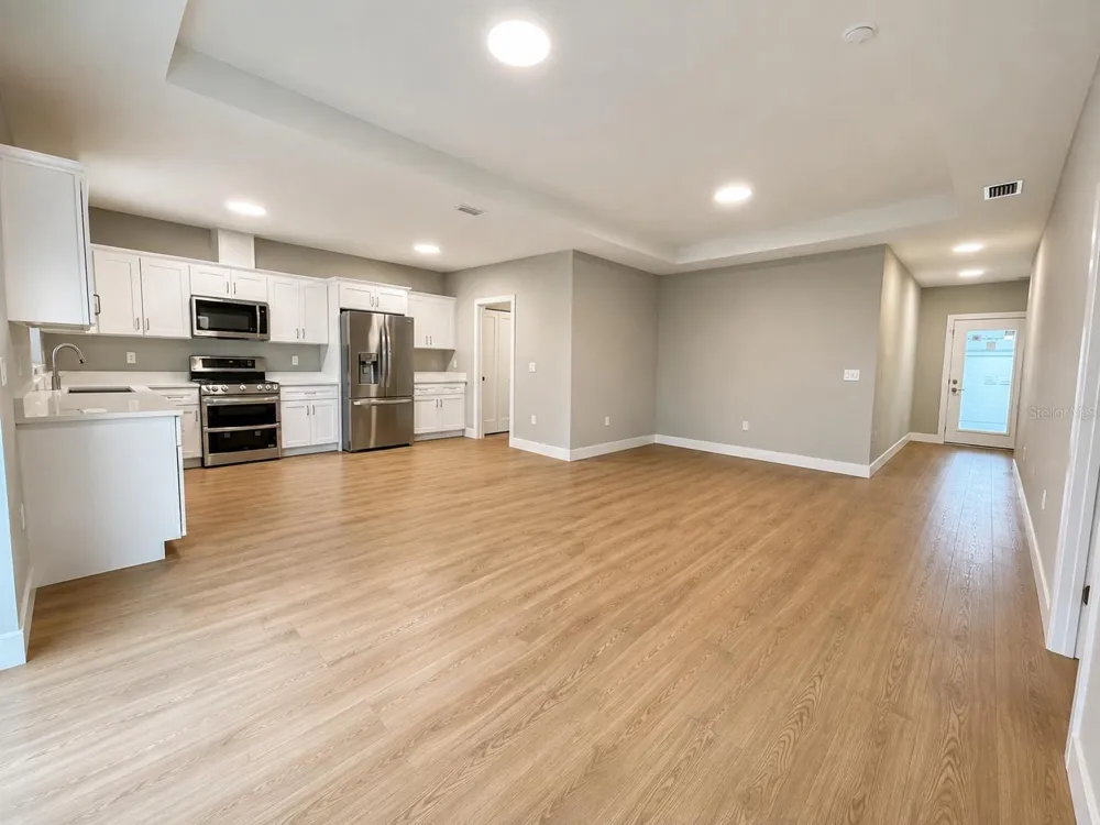 4416 MARINER BOULEVARD Spring Hill, FL 34609