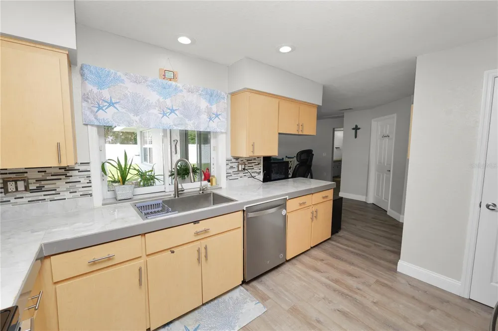1564 NORWICK WAY Lakeland, FL 33809