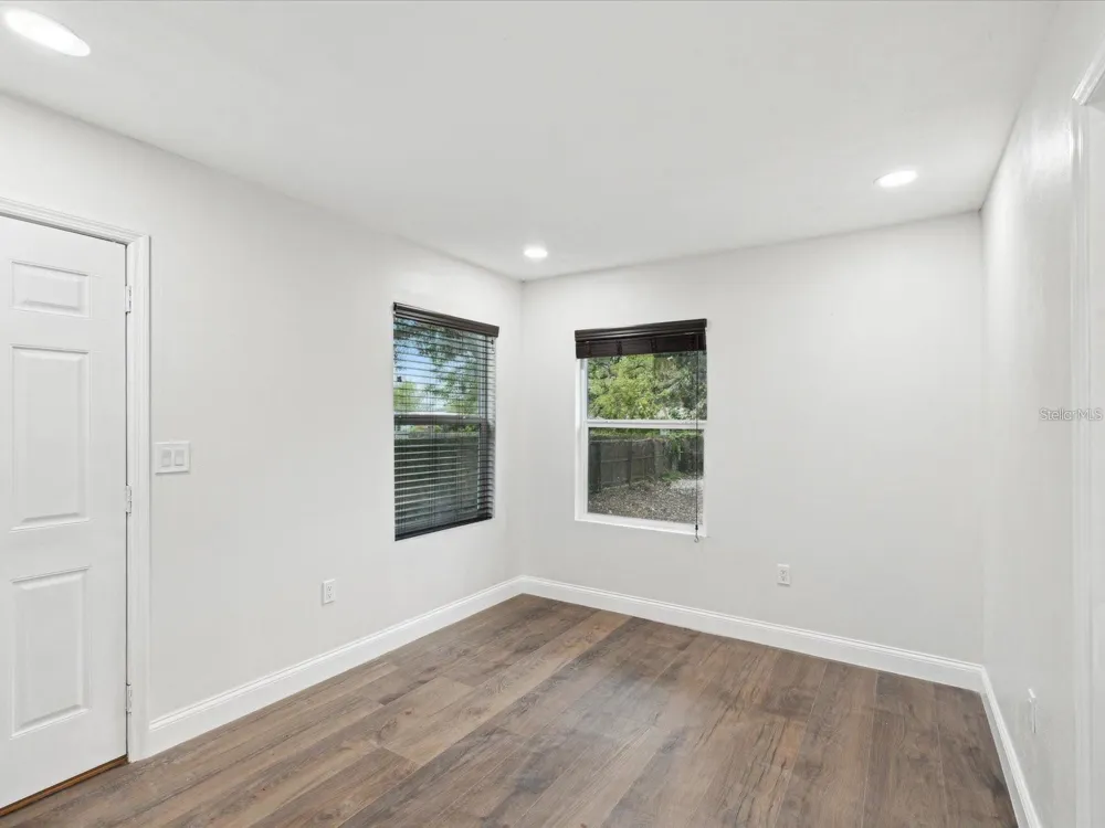 1008 E NORFOLK STREET Tampa, FL 33604