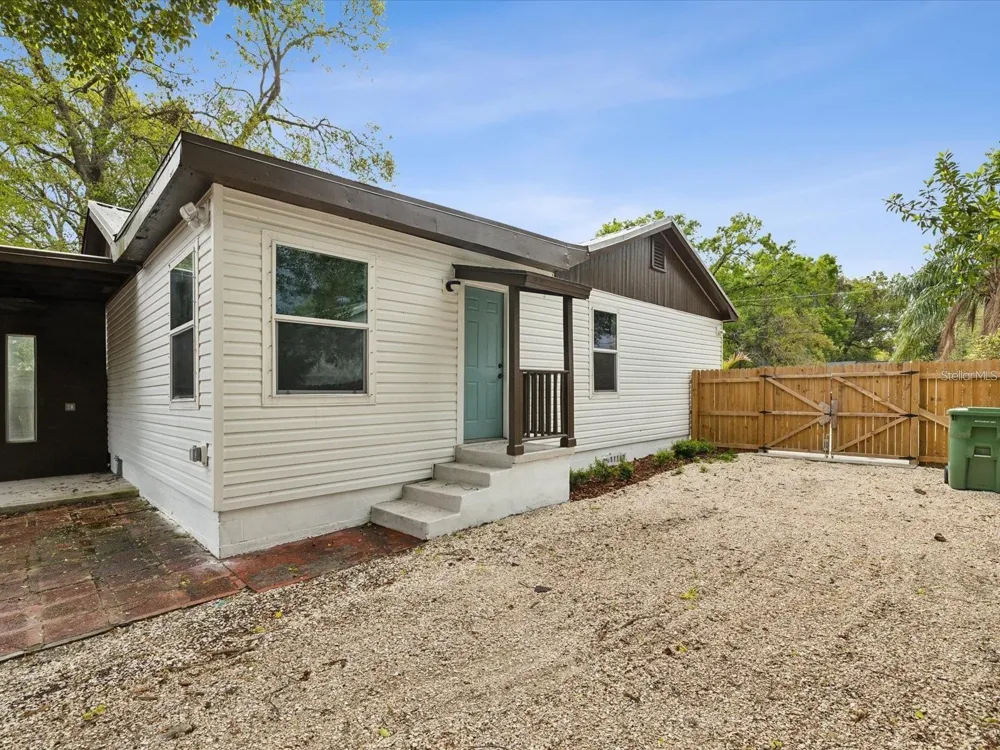1008 E NORFOLK STREET Tampa, FL 33604
