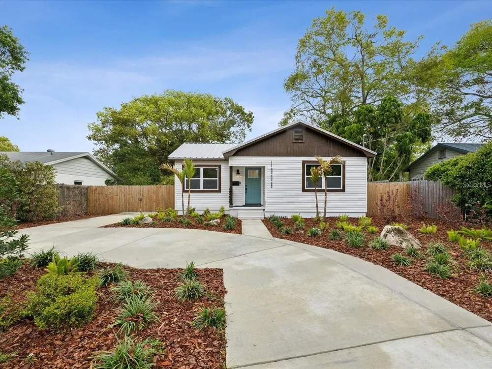 1008 E NORFOLK STREET Tampa, FL 33604
