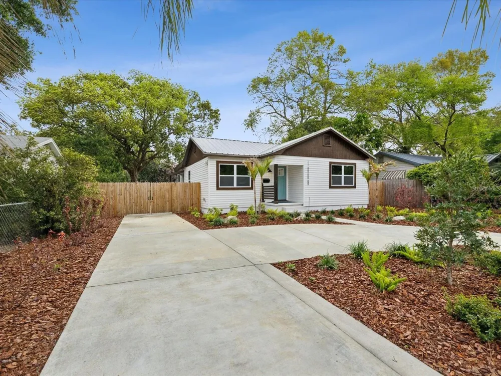 1008 E NORFOLK STREET Tampa, FL 33604