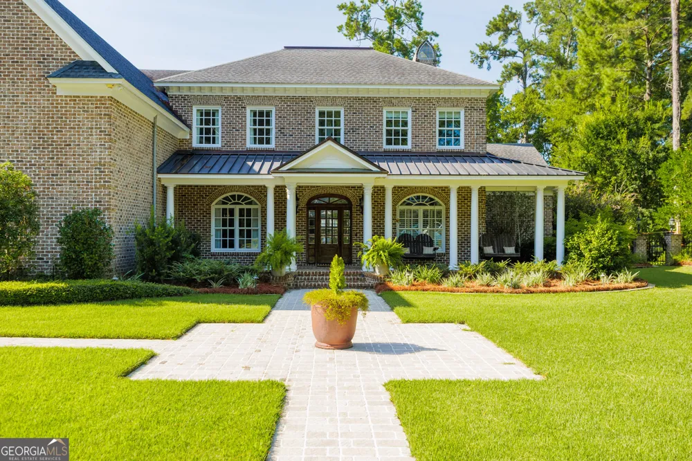 4237 Whisperwood CIR Valdosta, GA 31602