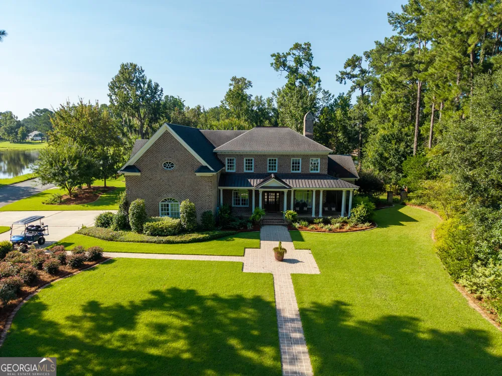 4237 Whisperwood CIR Valdosta, GA 31602