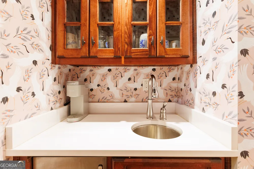 4237 Whisperwood CIR Valdosta, GA 31602