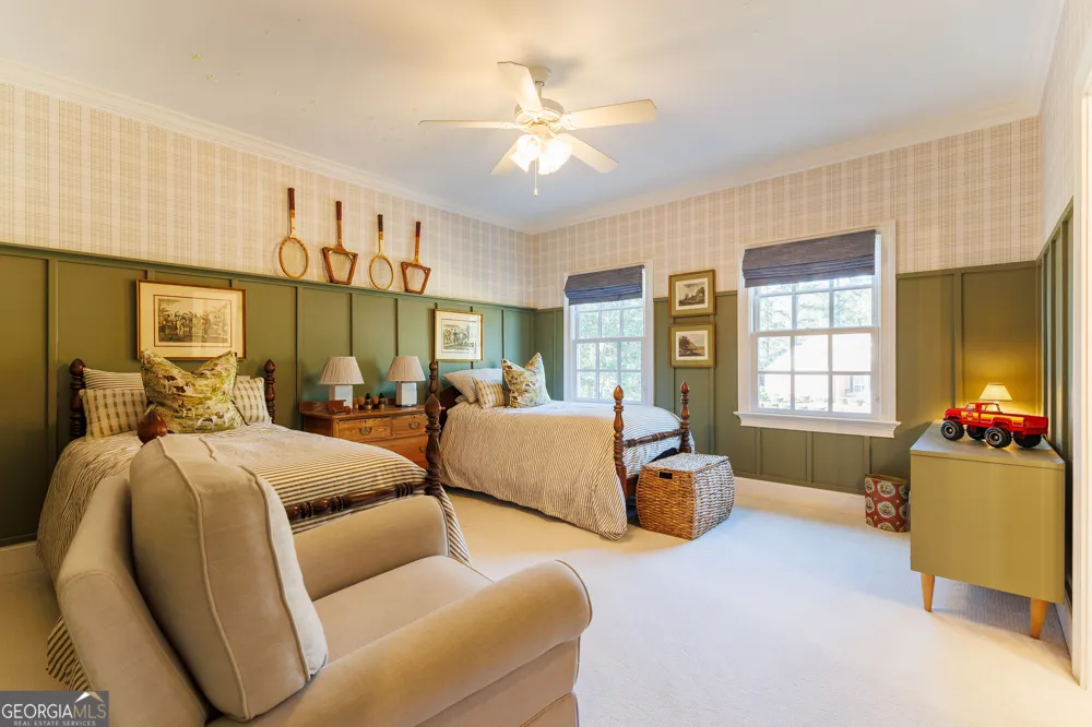 4237 Whisperwood CIR Valdosta, GA 31602