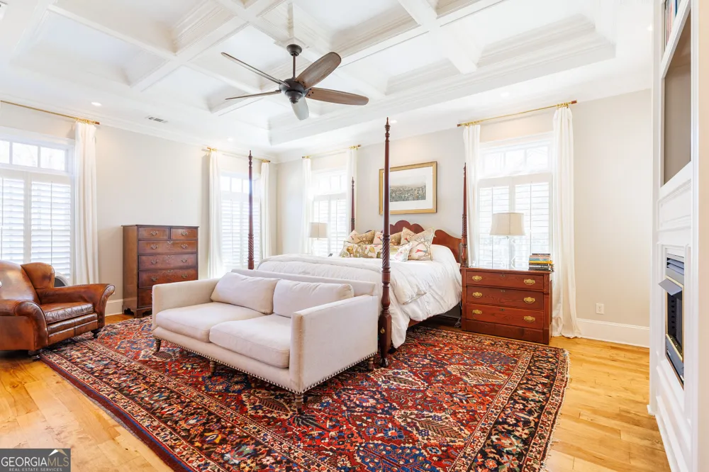 4237 Whisperwood CIR Valdosta, GA 31602
