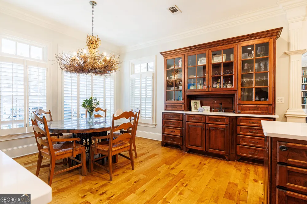4237 Whisperwood CIR Valdosta, GA 31602