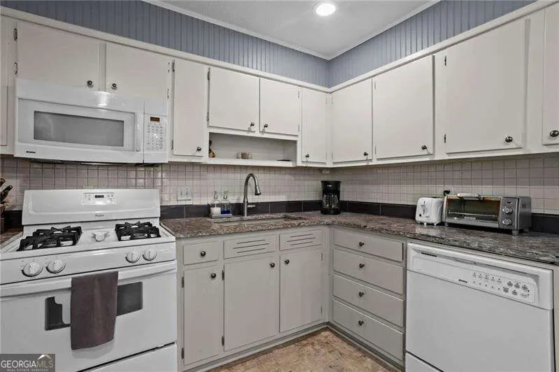 3361 Pawnee TRL SW Marietta, GA 30060