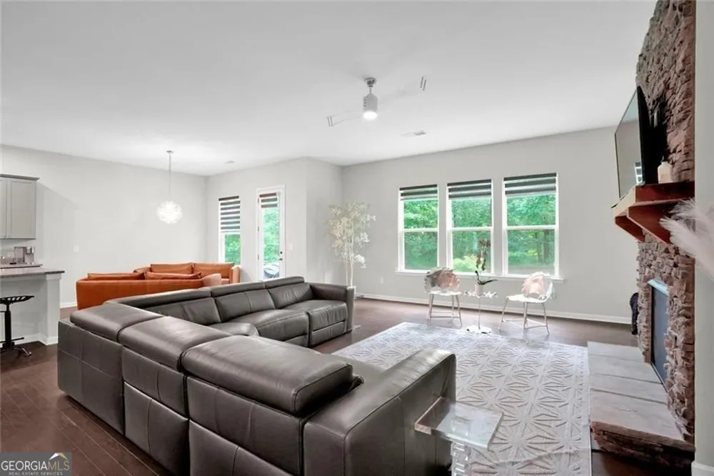 3855 Tamberly WAY Kennesaw, GA 30152