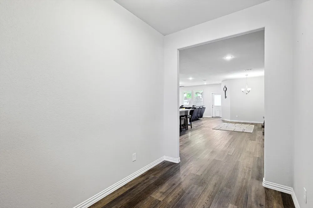 808 Feather Edge Drive Springtown, TX 76082