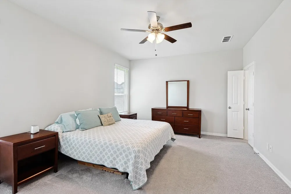808 Feather Edge Drive Springtown, TX 76082