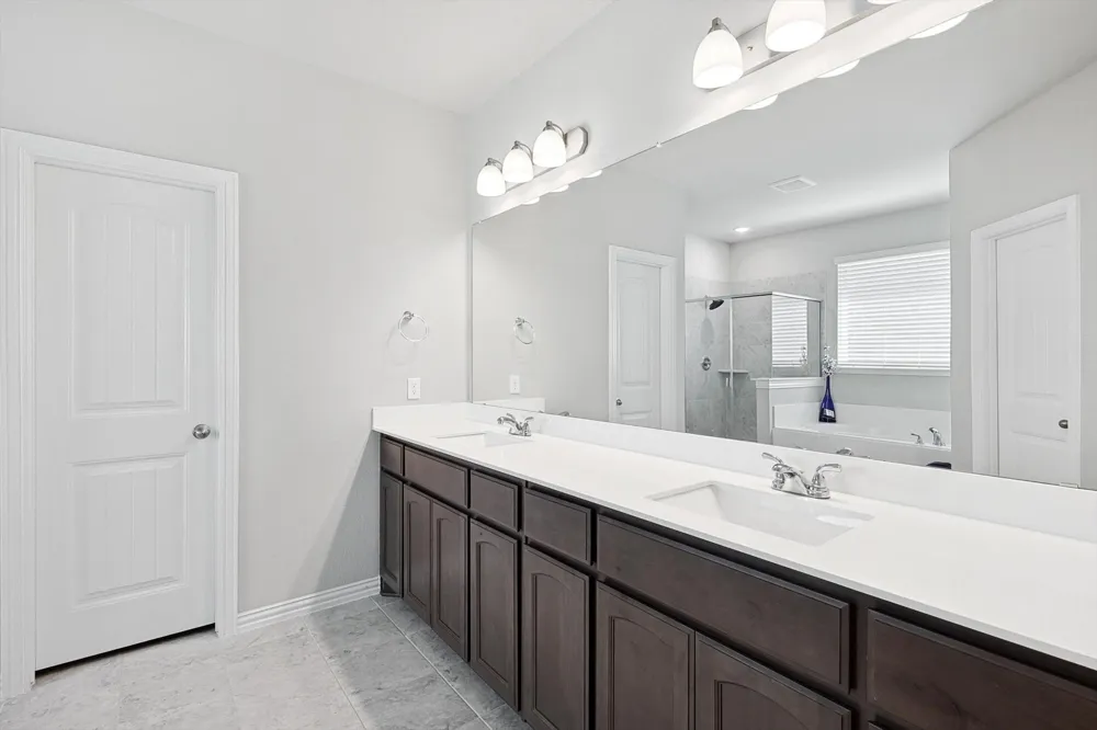 808 Feather Edge Drive Springtown, TX 76082