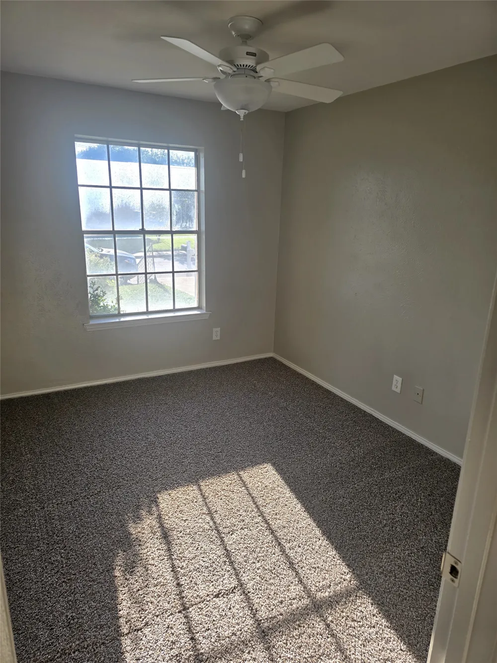 1306 Holt Avenue DeSoto, TX 75115