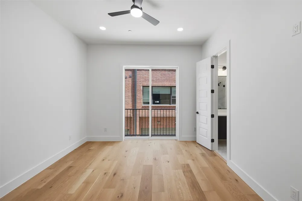 404 Vista Buena Trail Fort Worth, TX 76111