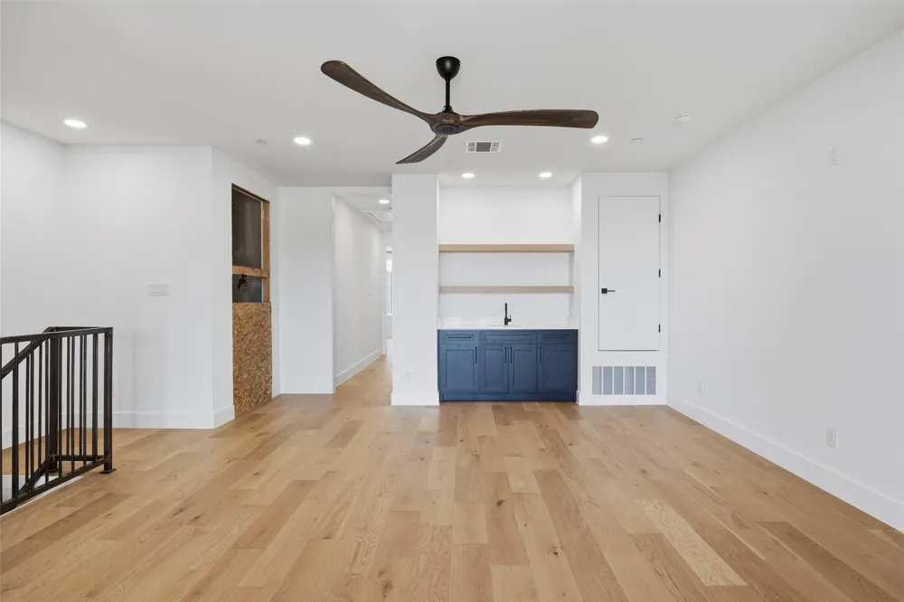 404 Vista Buena Trail Fort Worth, TX 76111