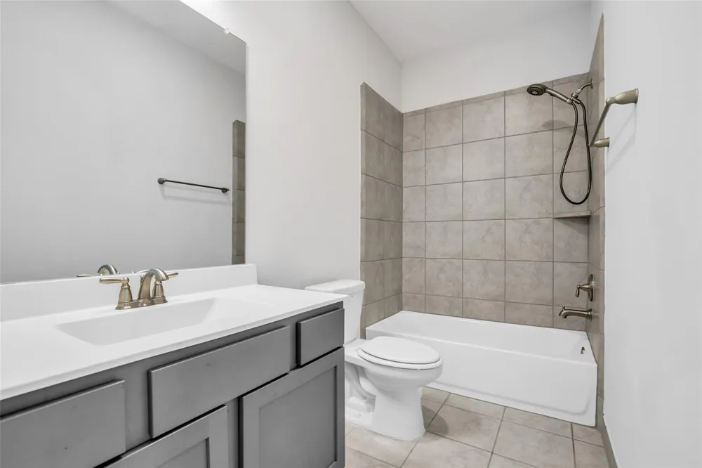 2115 Jitterbug Lane Katy, TX 77493