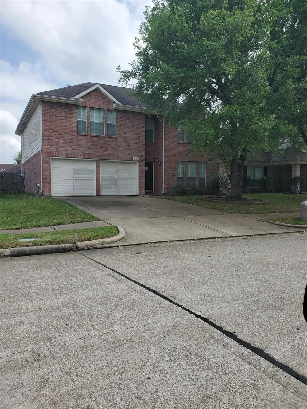 16315 Lynn Crest Court Houston, TX 77083