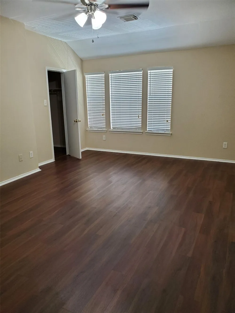 16315 Lynn Crest Court Houston, TX 77083