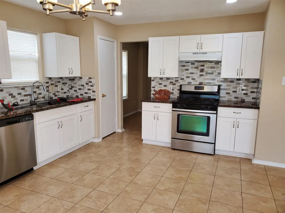 16315 Lynn Crest Court Houston, TX 77083