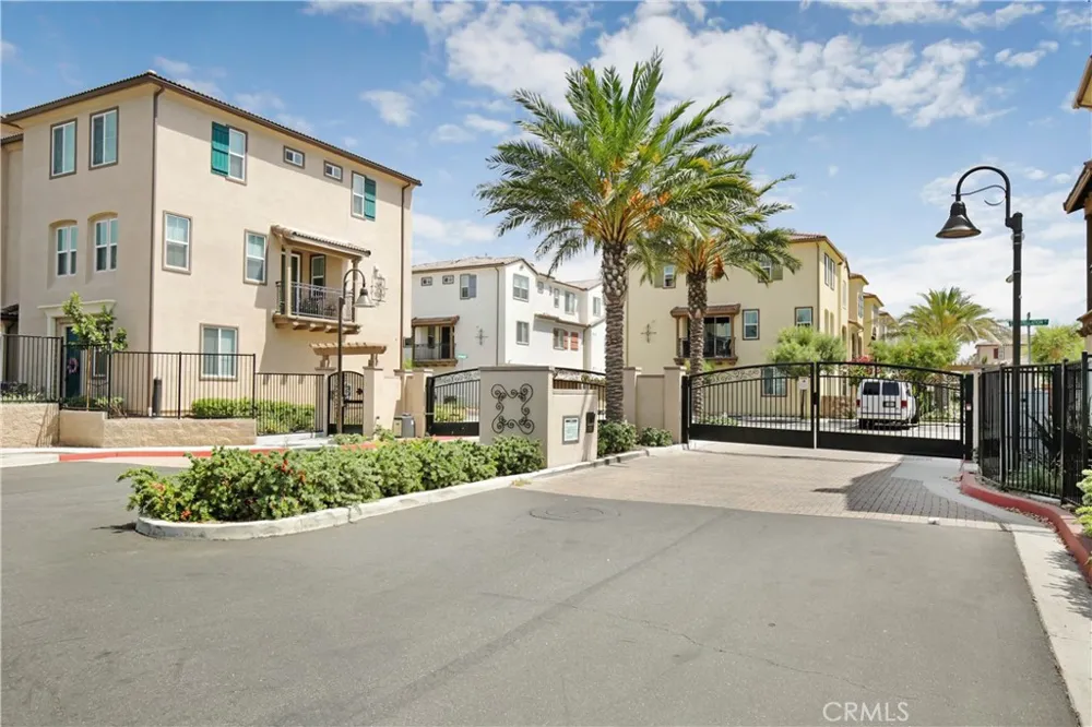 12474 Phoenix Court Eastvale, CA 91752