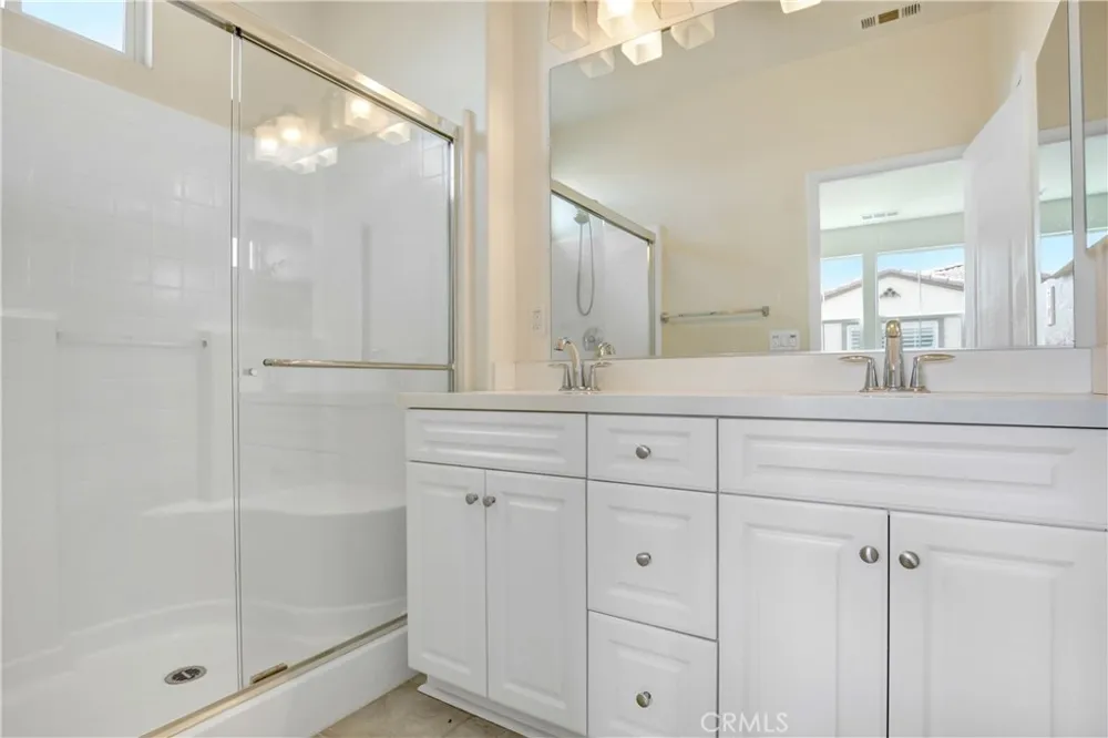 12474 Phoenix Court Eastvale, CA 91752