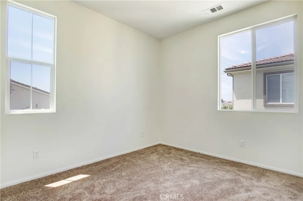 12474 Phoenix Court Eastvale, CA 91752