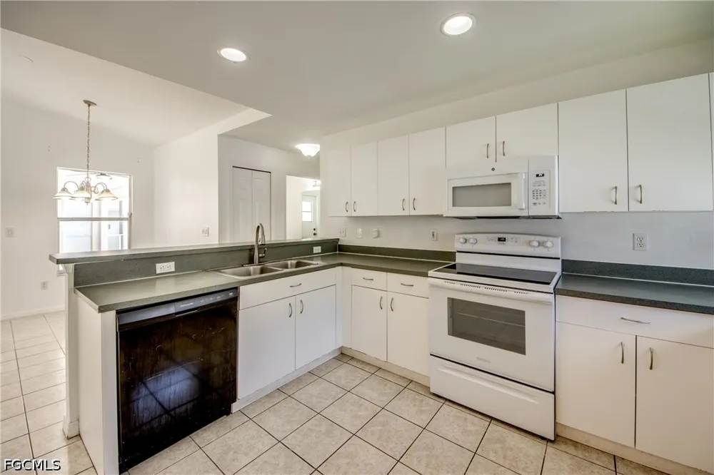 SW 39th Street Cape Coral, FL 33914