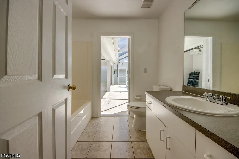 SW 39th Street Cape Coral, FL 33914