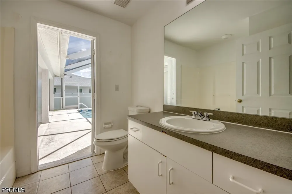 SW 39th Street Cape Coral, FL 33914
