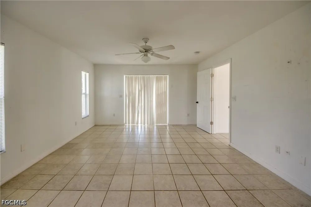SW 39th Street Cape Coral, FL 33914