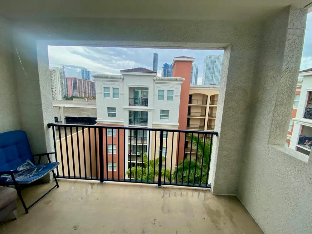 17100 Bay Road #1911 Sunny Isles Beach, FL 33160
