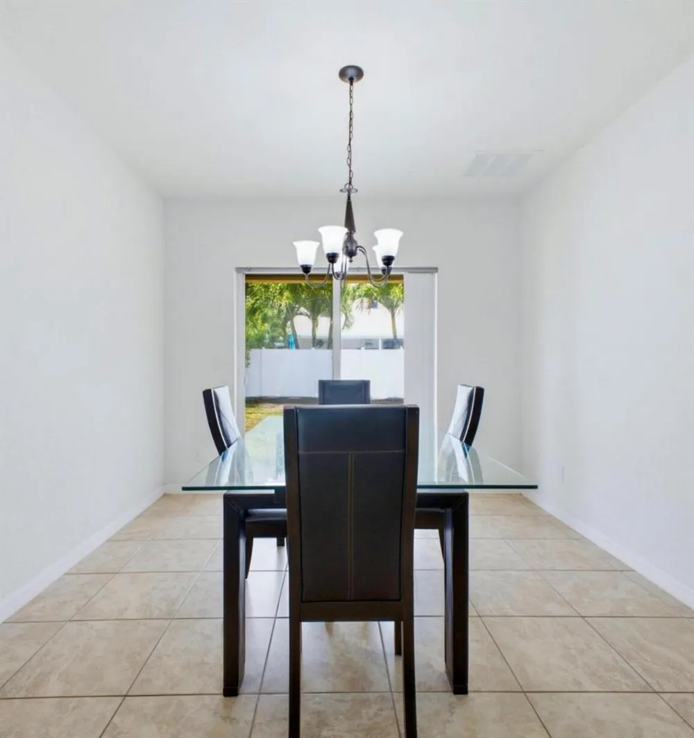 113 SE 3RD AVENUE Boynton Beach, FL 33435