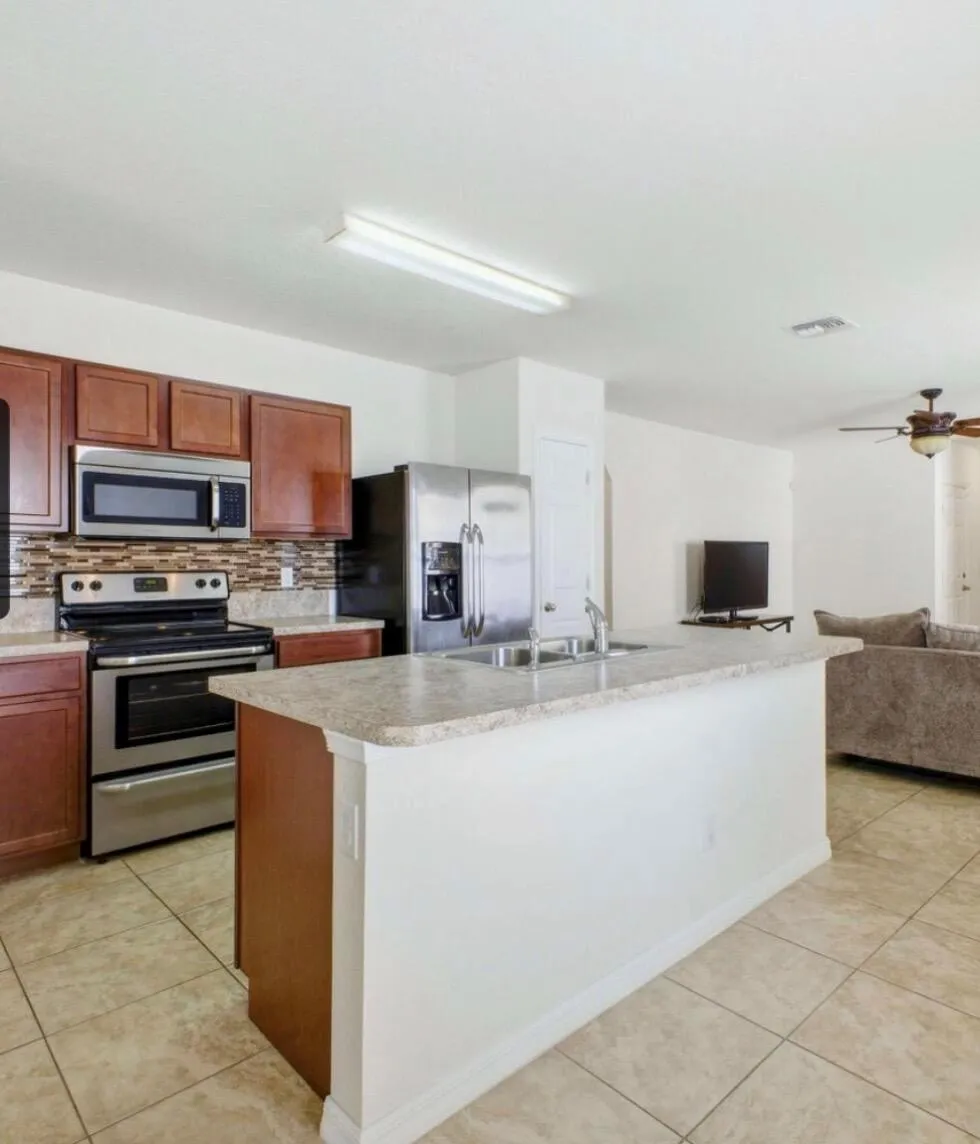113 SE 3RD AVENUE Boynton Beach, FL 33435