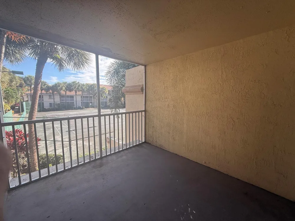 16203 GLENMOOR DRIVE #16203 West Palm Beach, FL 33409
