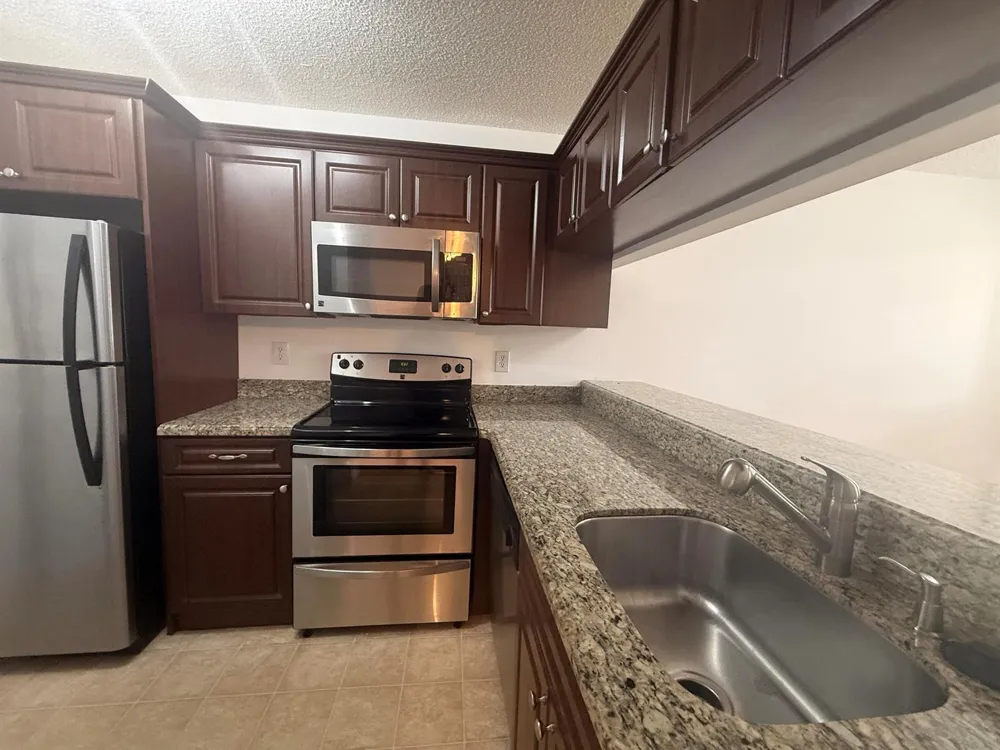 16203 GLENMOOR DRIVE #16203 West Palm Beach, FL 33409