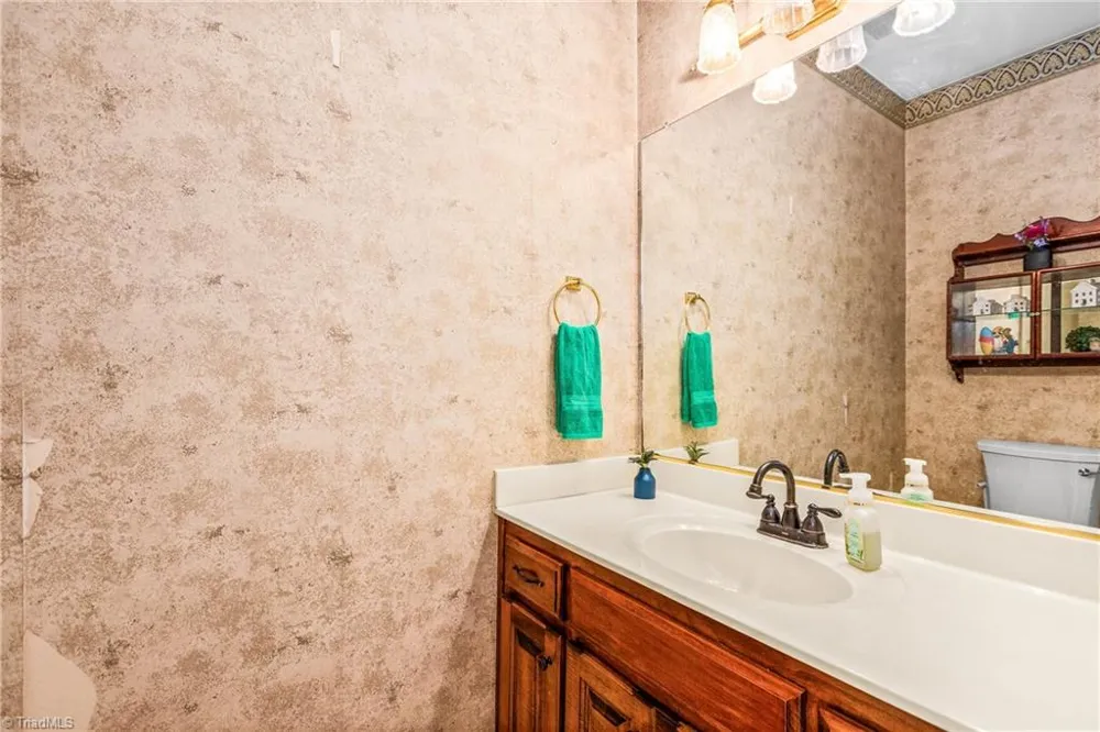 604 Doe Run Drive Kernersville, NC 27284